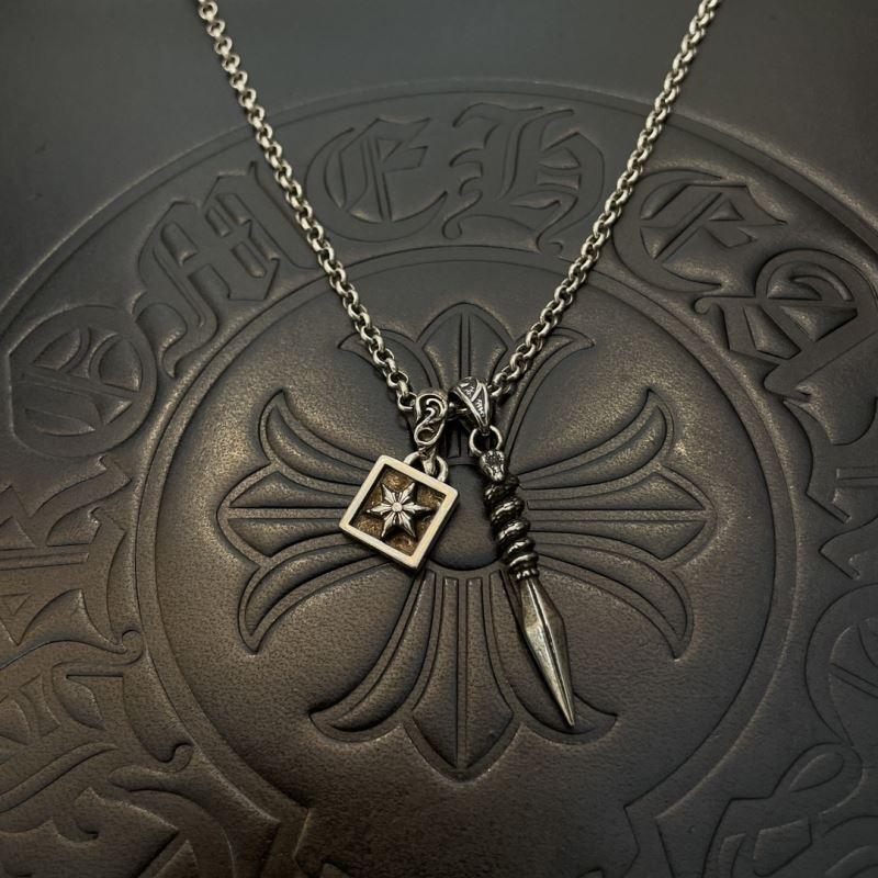 Ch*0me He**ts necklaces